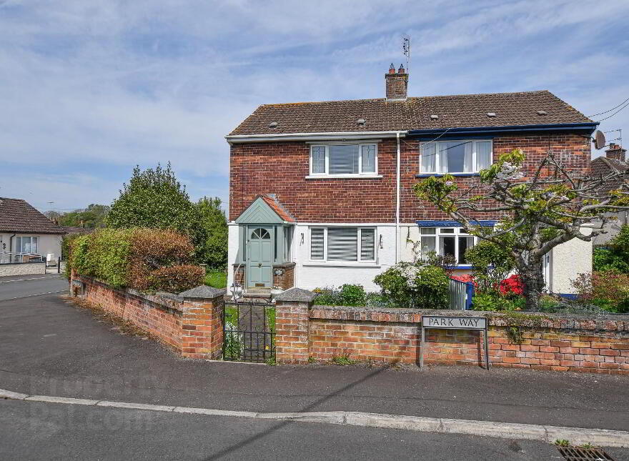 2 Park Way, Comber, Newtownards, BT23 5AR photo