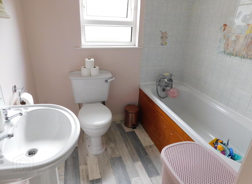 12 Pinefield Meadows, Killyclogher, Omagh, BT79 7YQ