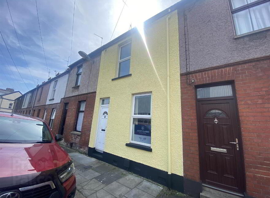 36 Cecil Street, Portadown, BT62 3AT photo