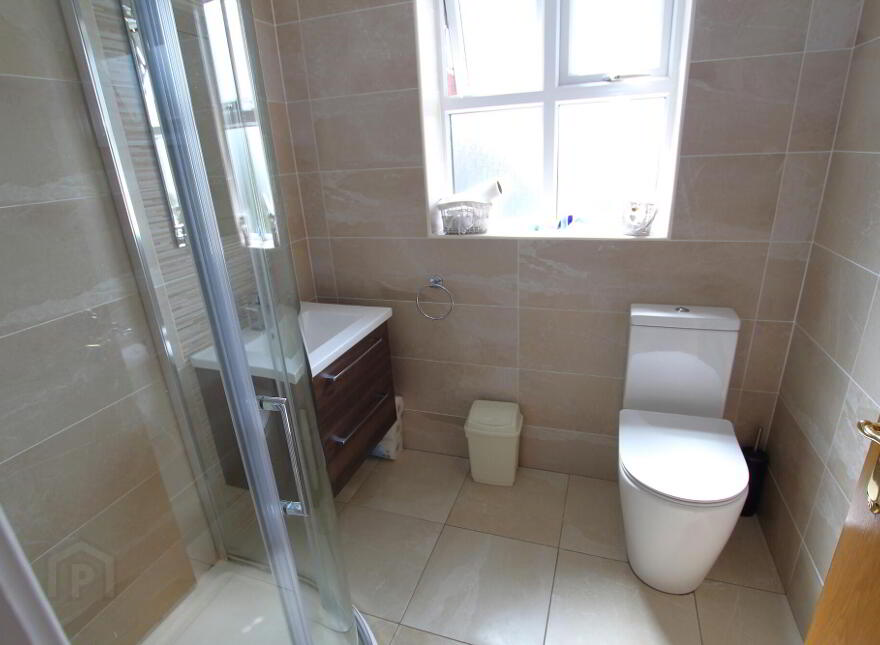 69 St James Meadow, Crumlin, BT29 4UF