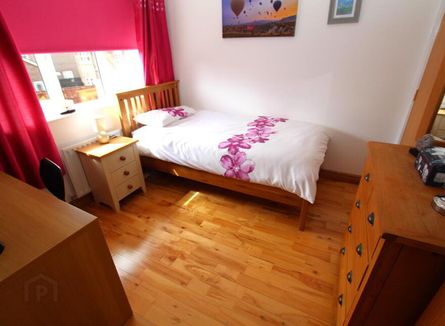 69 St James Meadow, Crumlin, BT29 4UF