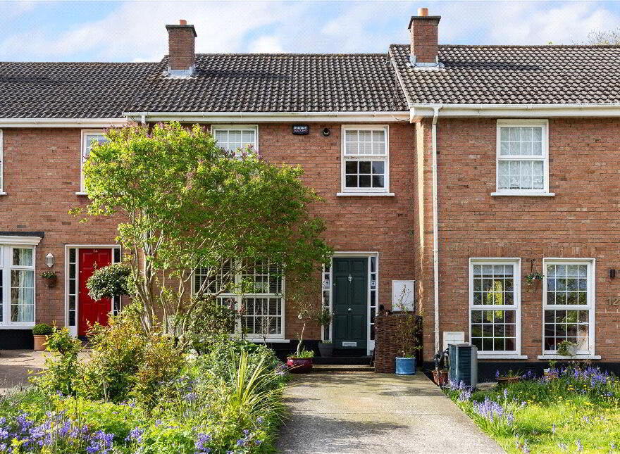 13 Wyvern, Killiney, A96K2R2 photo