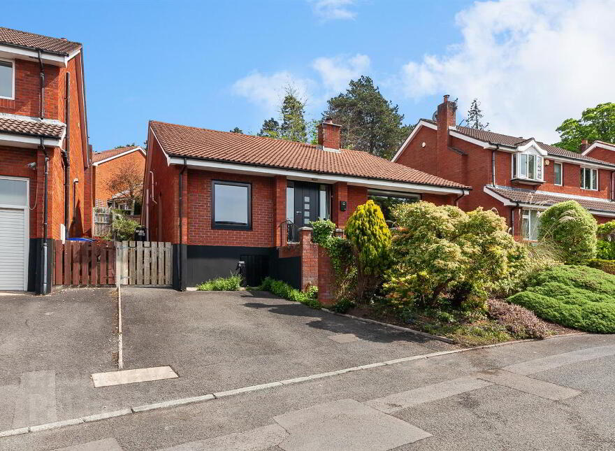 15 Kennel Bridge, Belfast, BT4 2JN photo