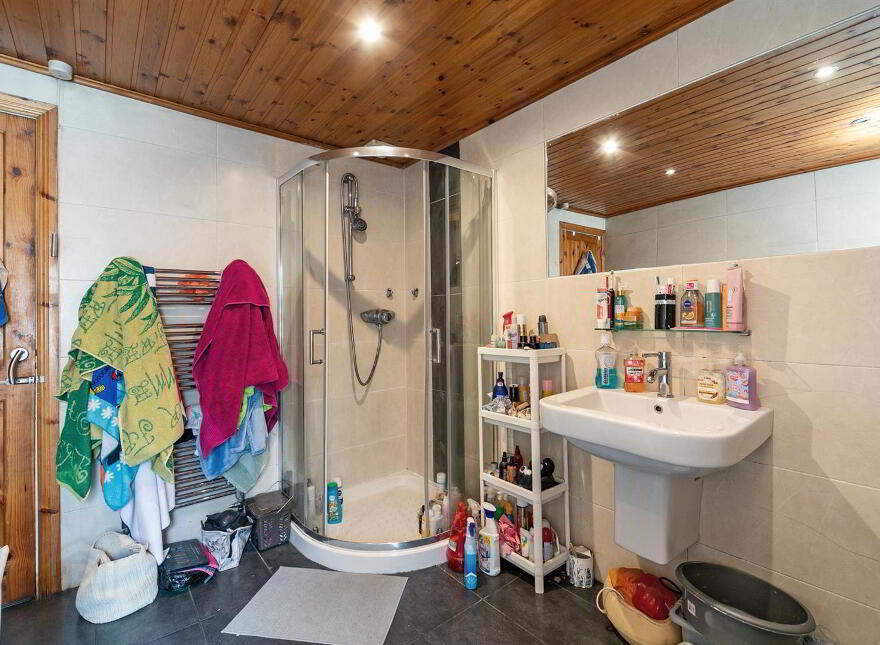 93 Connsbrook Avenue, Belfast, BT4 1JW