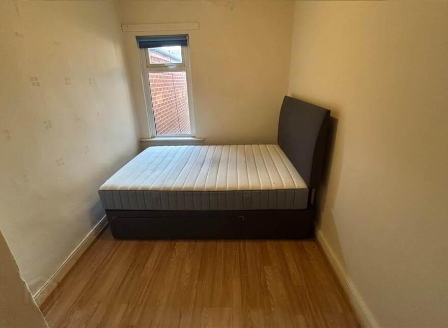 45 Raby Street, Belfast, BT7 2GY