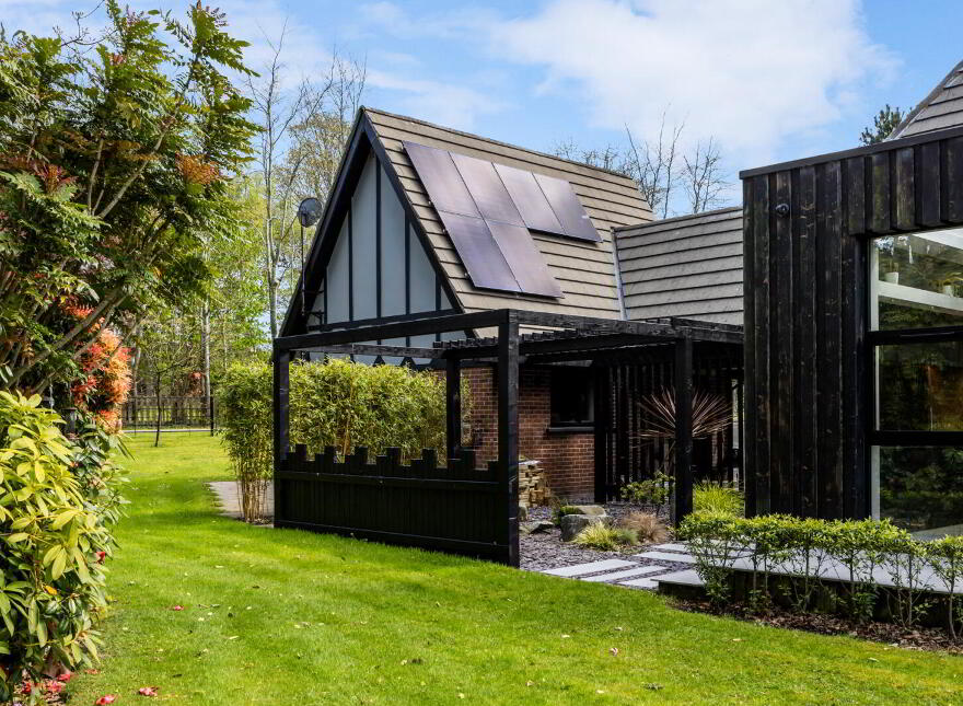 1 Crawfordsburn Wood, Crawfordsburn, Bangor, BT19 1XB