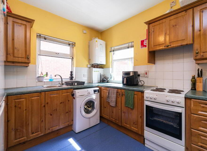 5-13 Cameron Street, Botanic, Belfast, BT7 1GU