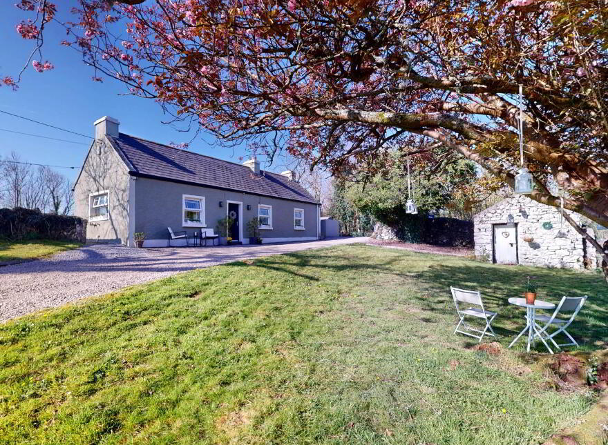Raheen, Ballyshannon, Bundoran, F94NX9W photo