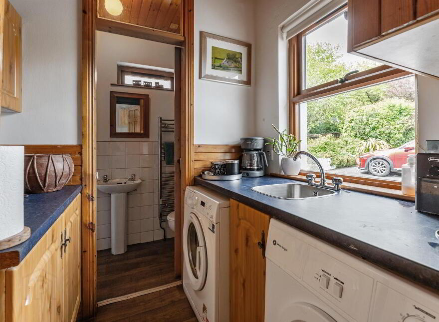 24a Kilcurry Road, Portglenone, BT44 8DB