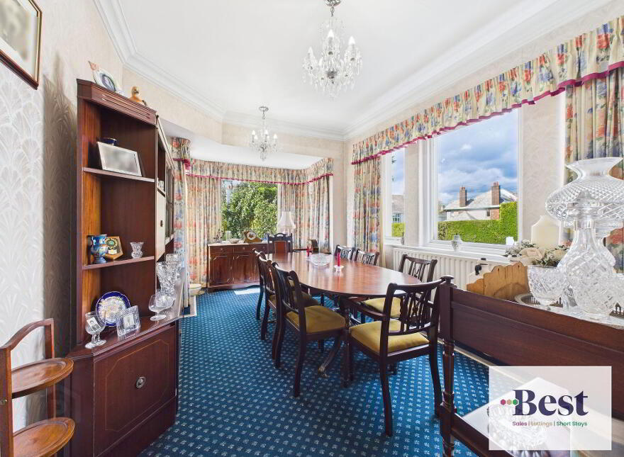 1 Lansdowne Crescent, Larne, BT40 1BW