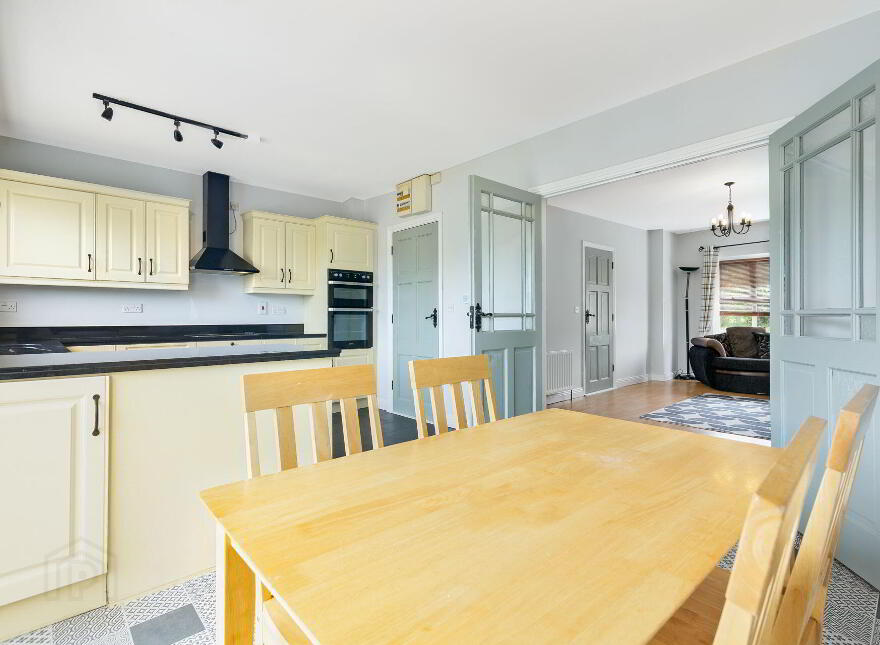 31 Woodville Court, Second Sea Road, Sligo Town