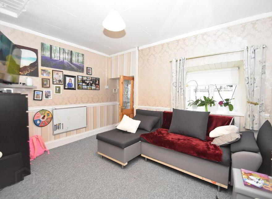 9 Forest Road, Swords