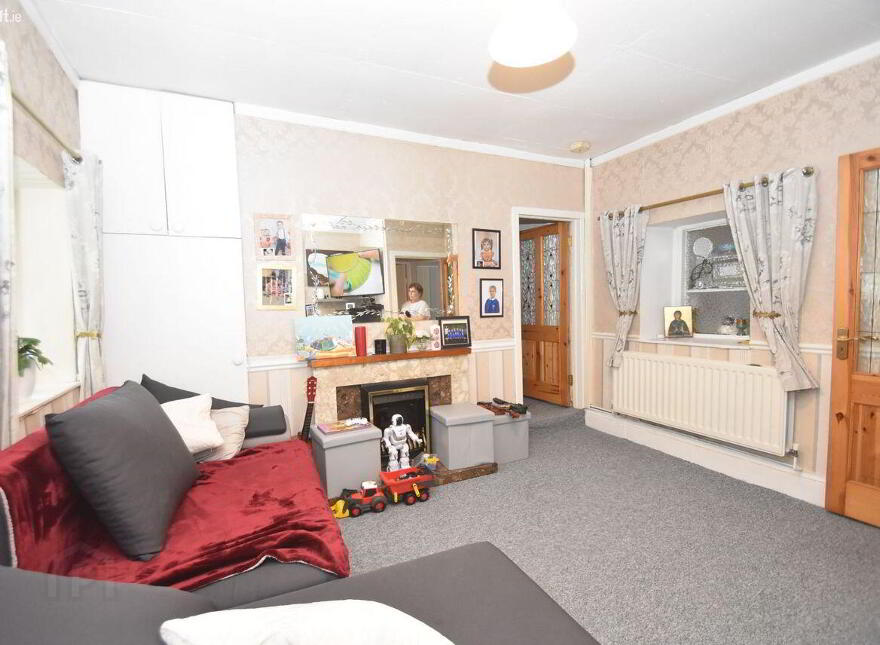 9 Forest Road, Swords