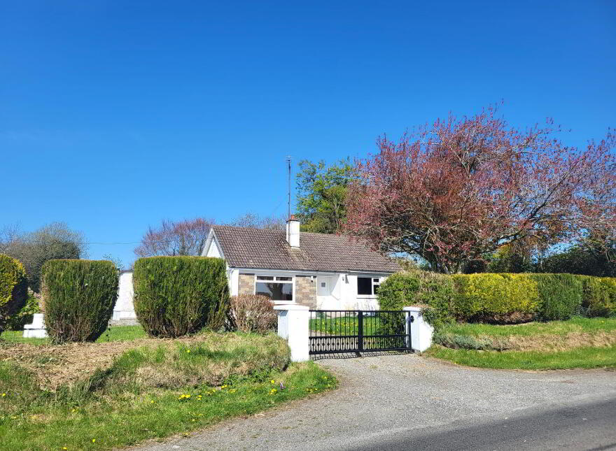 Cullens Cottage, Cullen, Slane photo