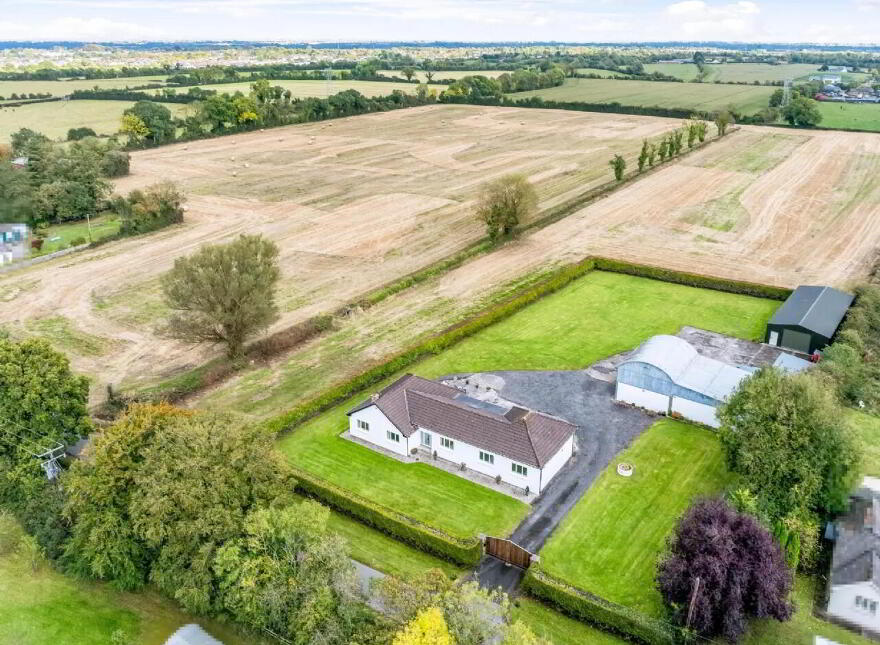 Poplar Villa, The Commons, Ratoath, A85TX66 photo