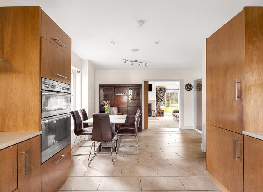 5 An Toilean, Craanford, Gorey, Y25E430