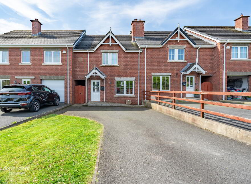 6 Hampton Close, Larne, BT40 2FL photo