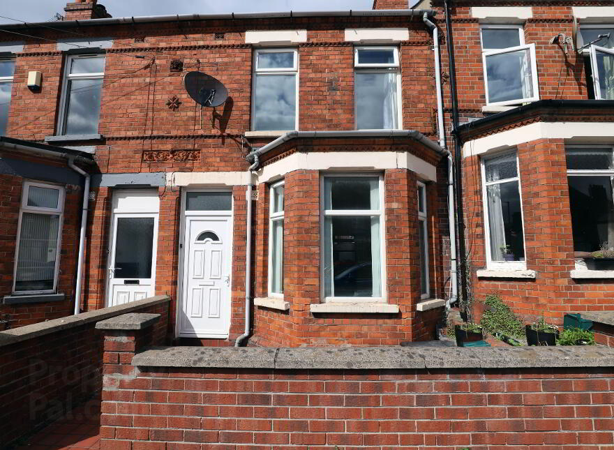 200 Ravenhill Avenue, Belfast, BT6 8LL photo