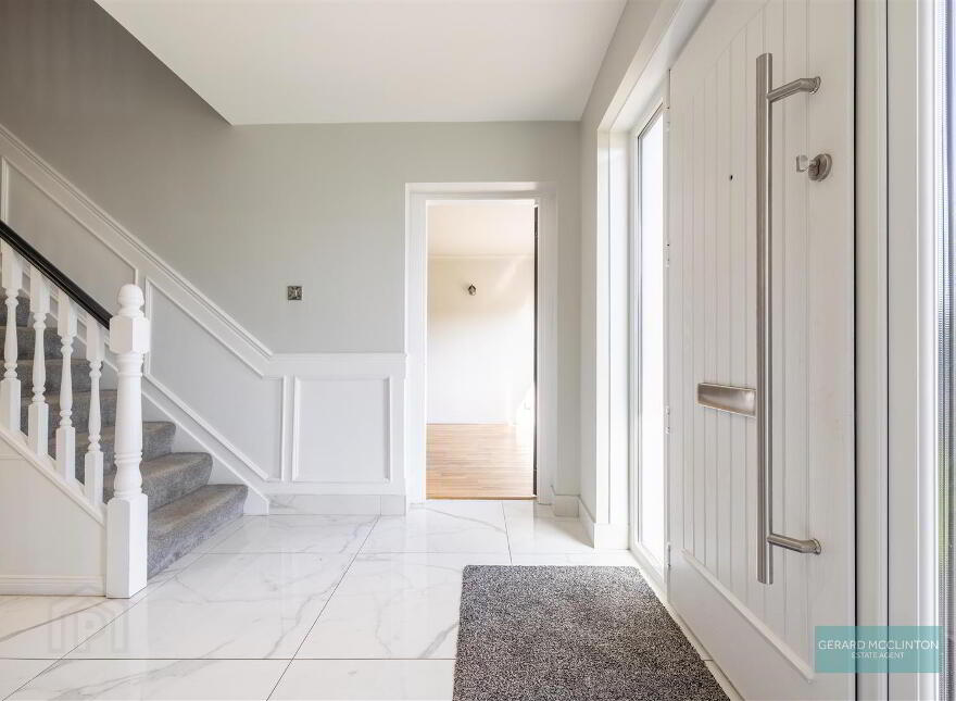 8 Highfields Close, Lisburn, BT28 3GL