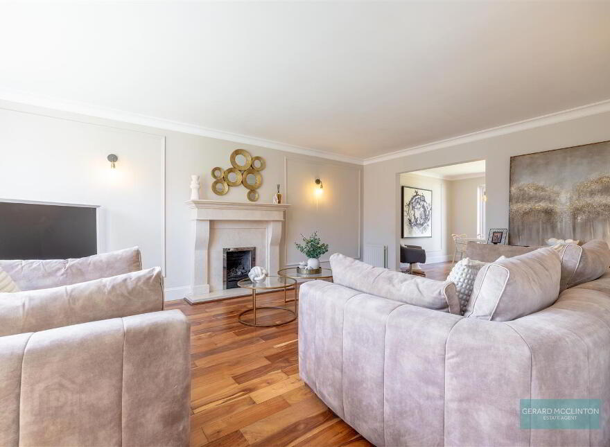 8 Highfields Close, Lisburn, BT28 3GL