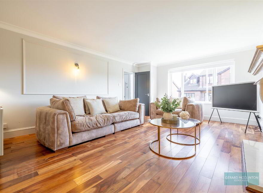 8 Highfields Close, Lisburn, BT28 3GL