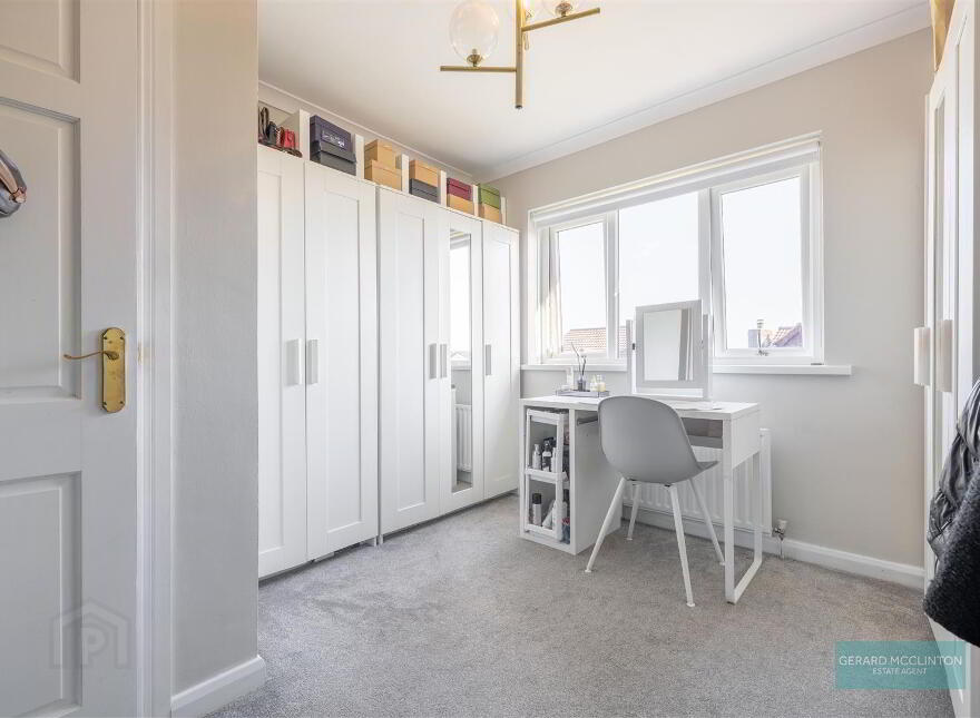 8 Highfields Close, Lisburn, BT28 3GL