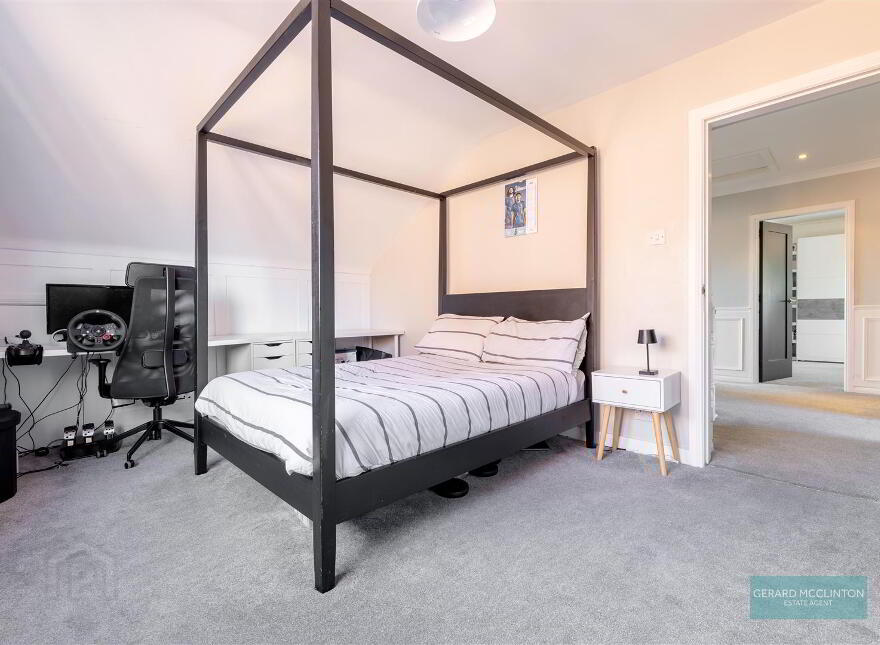 8 Highfields Close, Lisburn, BT28 3GL