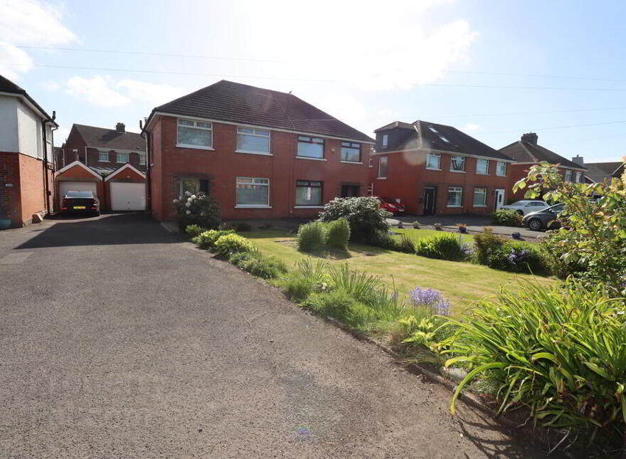 440 Antrim Road, Newtownabbey, BT36 5EL photo
