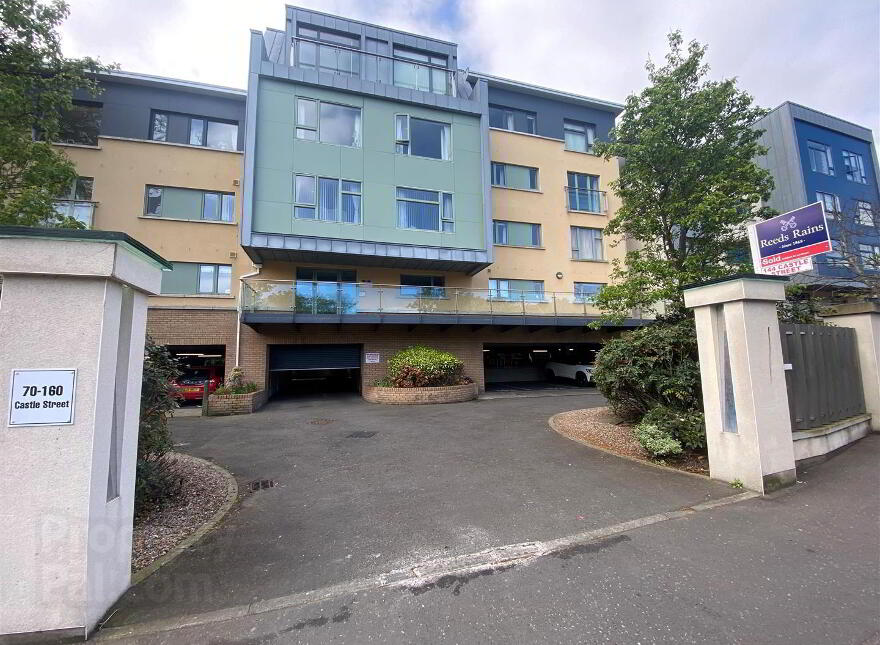 154 Castle Street, Bangor, BT20 4SY photo