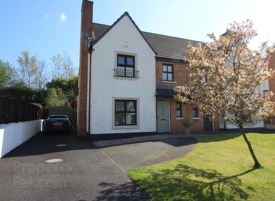 31 Forthill, Ballycarry, Carrickfergus, BT38 9GU photo