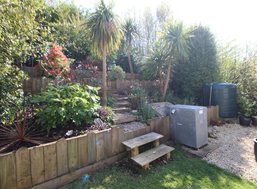 31 Forthill, Ballycarry, Carrickfergus, BT38 9GU