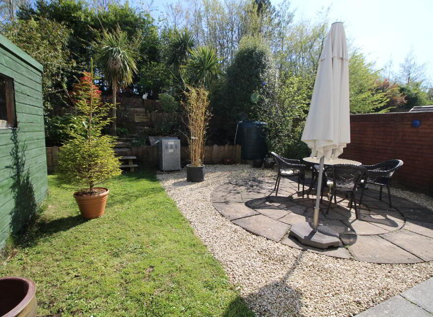 31 Forthill, Ballycarry, Carrickfergus, BT38 9GU