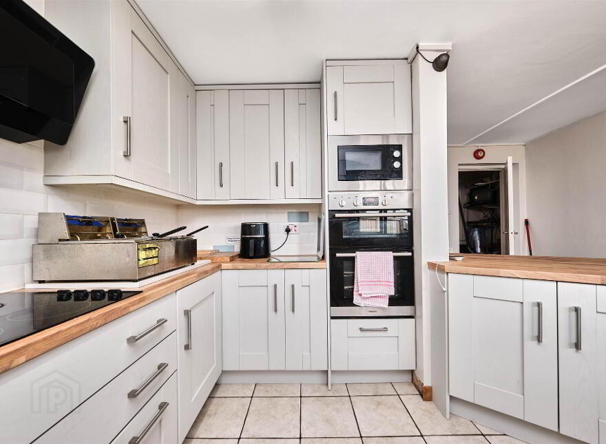 99 Coleraine Road, Portrush, BT56 8HM