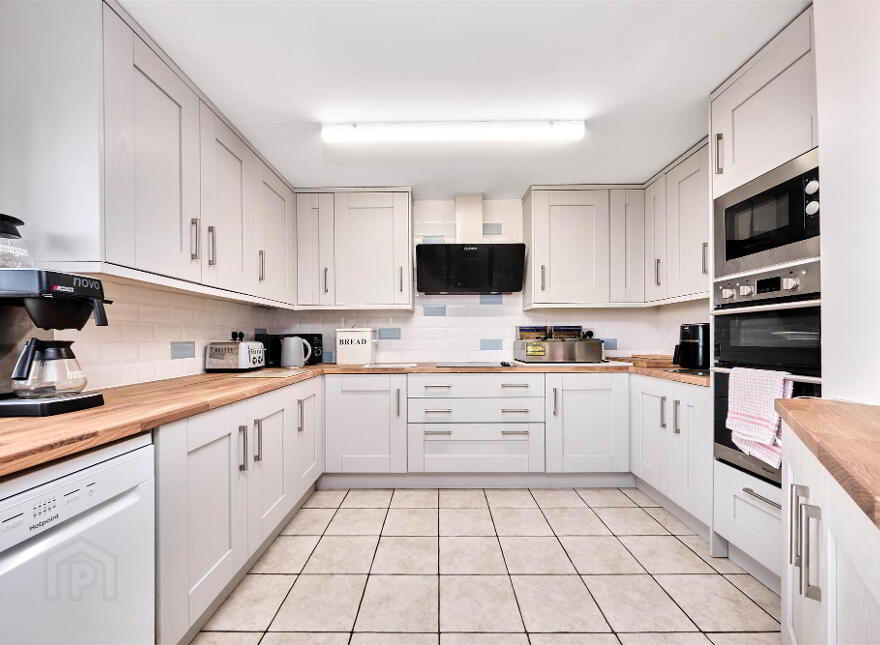 99 Coleraine Road, Portrush, BT56 8HM