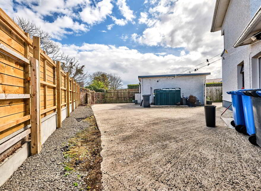99 Coleraine Road, Portrush, BT56 8HM