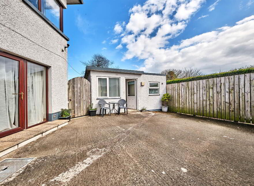 99 Coleraine Road, Portrush, BT56 8HM