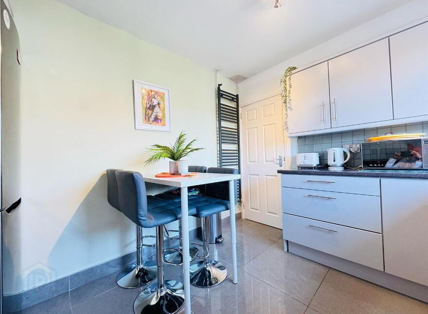 1 Altmore Green, Rathcoole, Newtownabbey, BT37 9AX