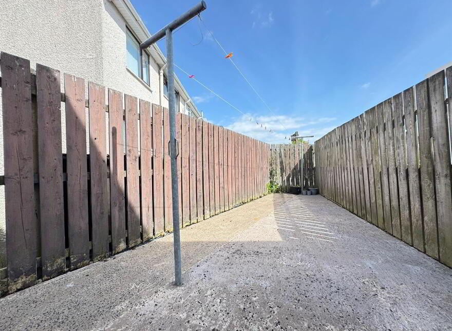 1 Altmore Green, Rathcoole, Newtownabbey, BT37 9AX
