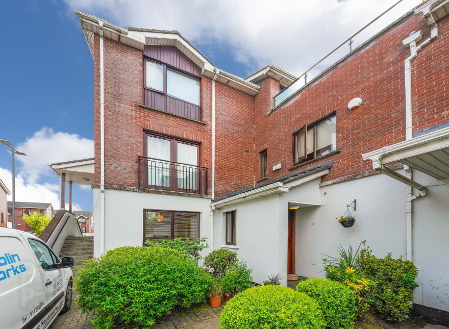 20 Hansted Dale, Lucan photo