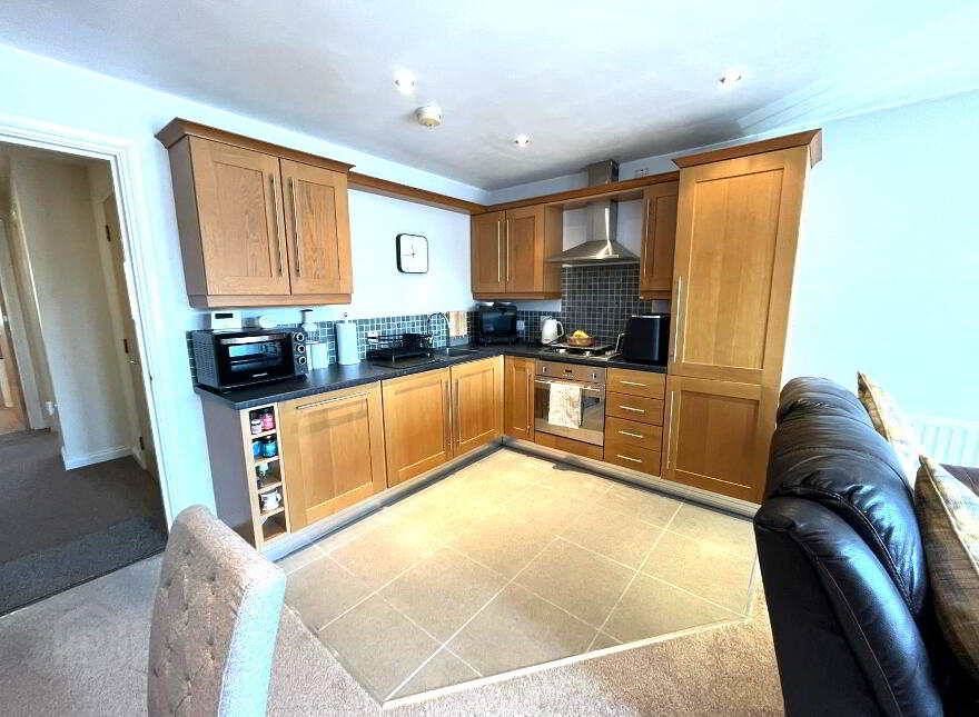 Apt 4 North Square 92 North Road, Carrickfergus, BT38 8LZ