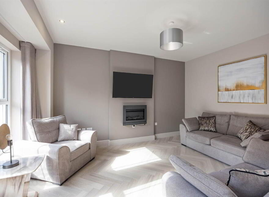 15 Lesley Chase, Knockagh Chase, Upper Road, Greenisland, BT38 8GU photo