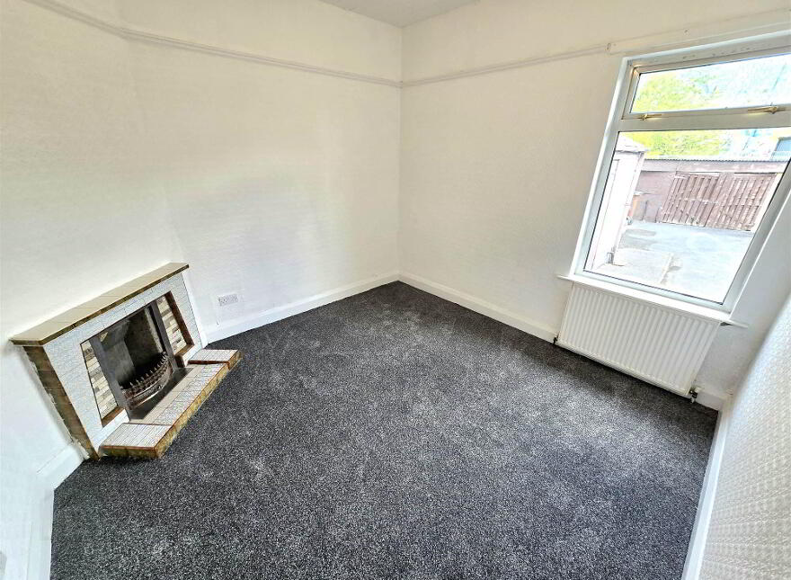 52 Ballinderry Road, Lisburn, BT28 2SA