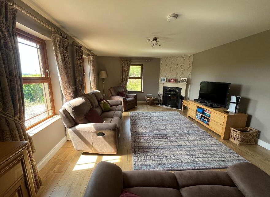 152 Lisnaragh Road, Donemana, Strabane, BT82 0SA