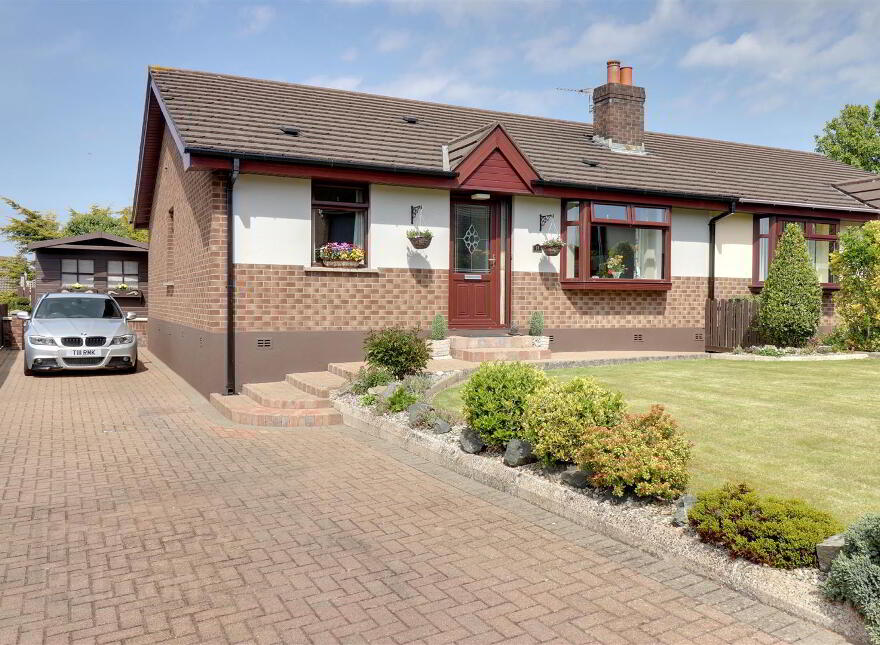 17 Heron Park, Newtownards, BT23 8WJ photo