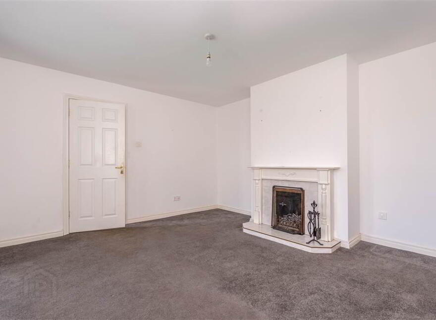 12 Fenaghy Heights, Ballymena, BT42 1JR