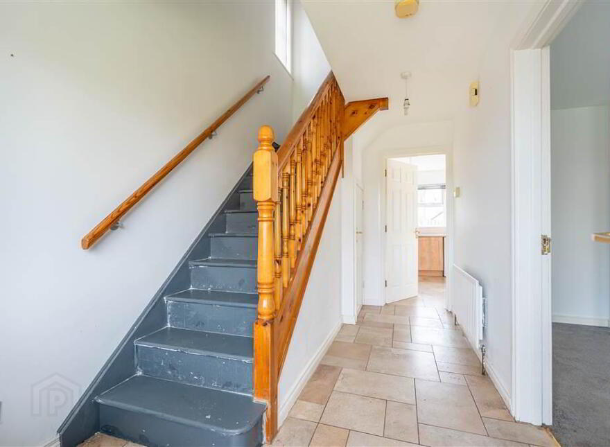 12 Fenaghy Heights, Ballymena, BT42 1JR