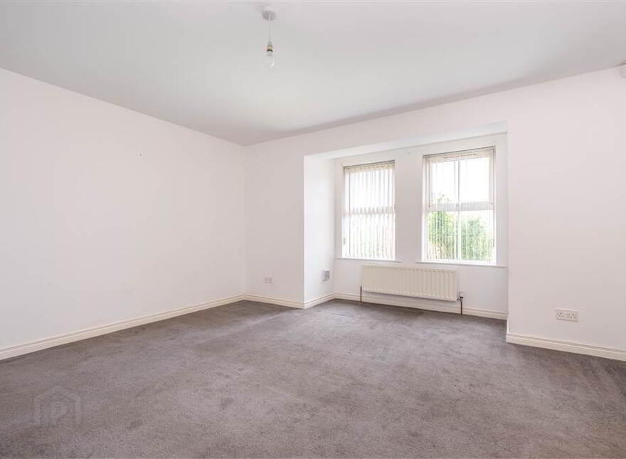 12 Fenaghy Heights, Ballymena, BT42 1JR