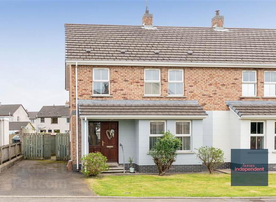 12 Fenaghy Heights, Ballymena, BT42 1JR photo