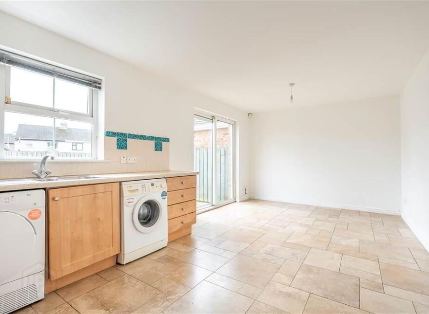 12 Fenaghy Heights, Ballymena, BT42 1JR