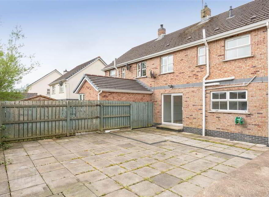 12 Fenaghy Heights, Ballymena, BT42 1JR
